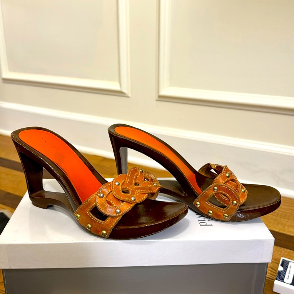 Unique orange leather Charles David Gynnie heels, used, size 6.5